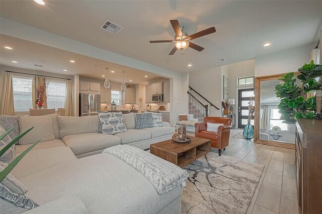 Building Photo - 23611 Blackhaw Blossom Ln
