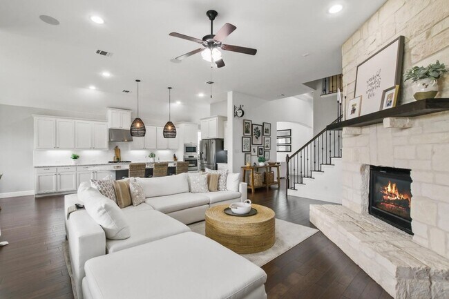 Building Photo - 4301 Overbrook Dr