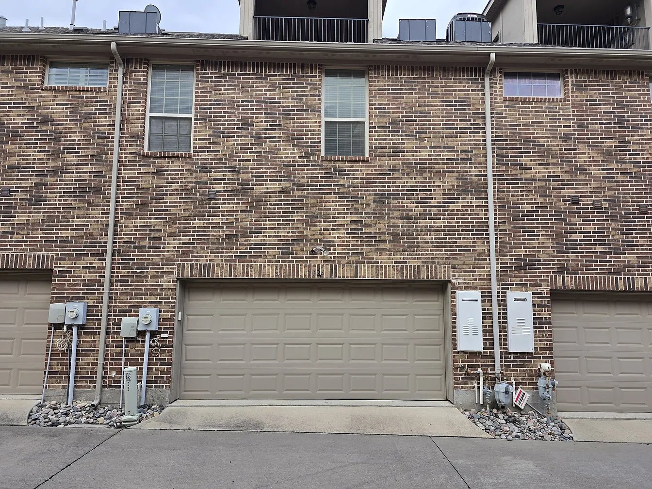 Building Photo - 7924 Osborn Pkwy