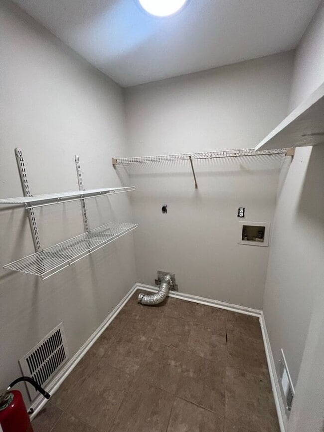 Building Photo - !!!WARNING: AVOID SCAMS CONFIRM RENTAL AT ...