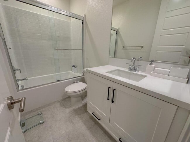 Building Photo - 49 Sanctuary Ln