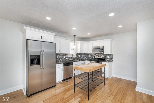 Building Photo - 1414 E 46th St