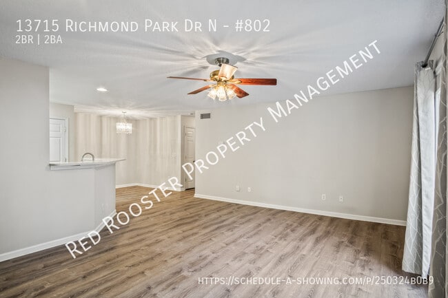 Building Photo - 13715 Richmond Park Dr N