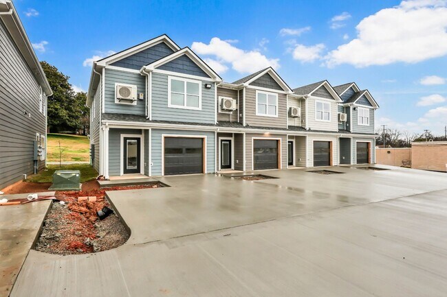 Building Photo - 180 Clay Ridge Dr