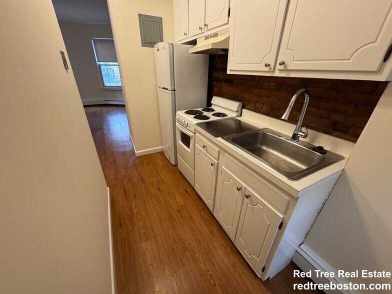 Building Photo - 74 S Huntington Ave