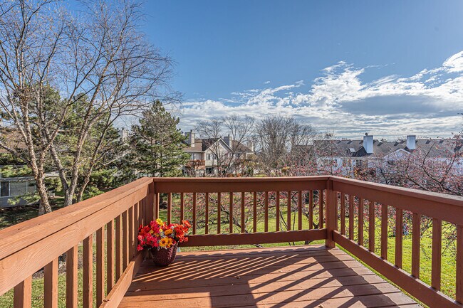 Building Photo - 239 Camel Bend Ct