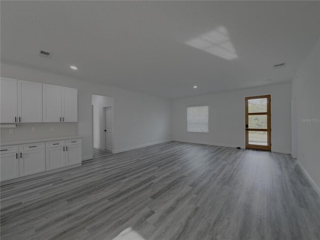 Building Photo - 16950 SW 42 Ave