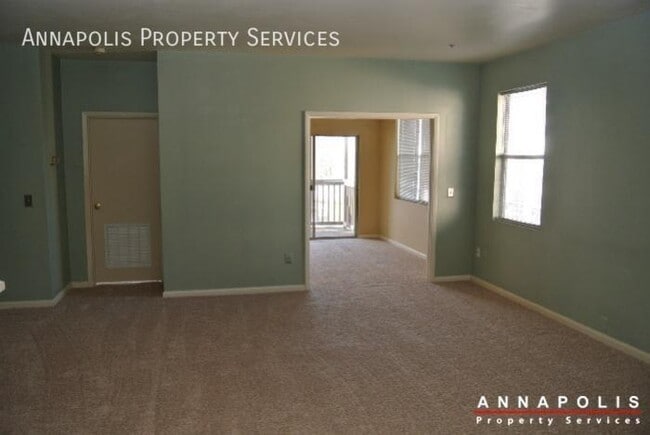 Building Photo - 20H Sandstone Ct