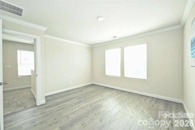 Building Photo - 2410 Arbor Loop Dr