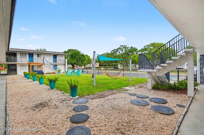 Building Photo - 115 Seminole Ave W