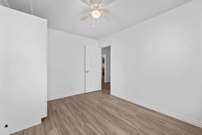 Building Photo - 4910 Gary St