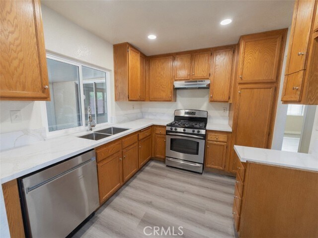 Building Photo - 16893 Glennaire Ave