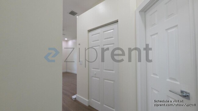 Building Photo - 19105 Stonebrook St