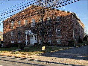 Building Photo - 2 S Swarthmore Ave