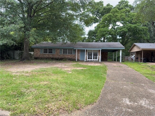 Building Photo - 654 Ynestra Dr