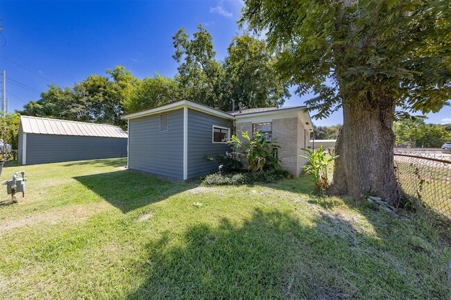 Building Photo - 7917 N Martin Luther King Ave