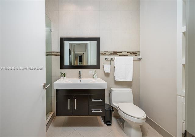 Building Photo - 901 Brickell Key Blvd