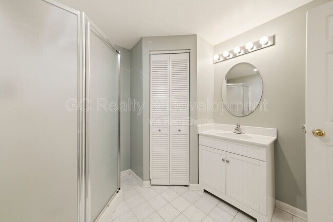 Building Photo - 1388 Gardina Vista