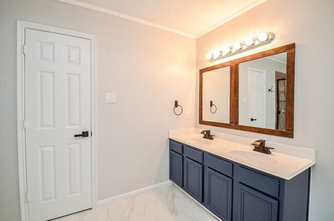 Building Photo - 16406 Star Canyon Ct