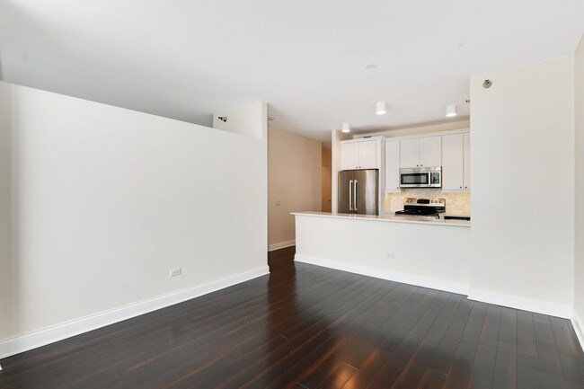 Building Photo - 501 N Clinton St