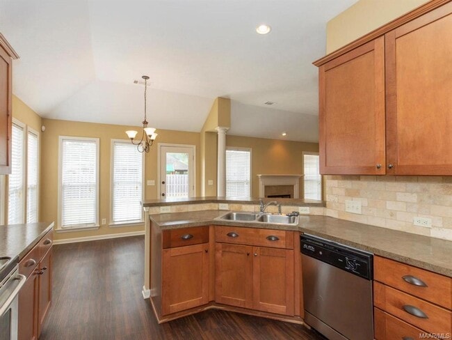 Building Photo - 9728 Silver Bell Ct