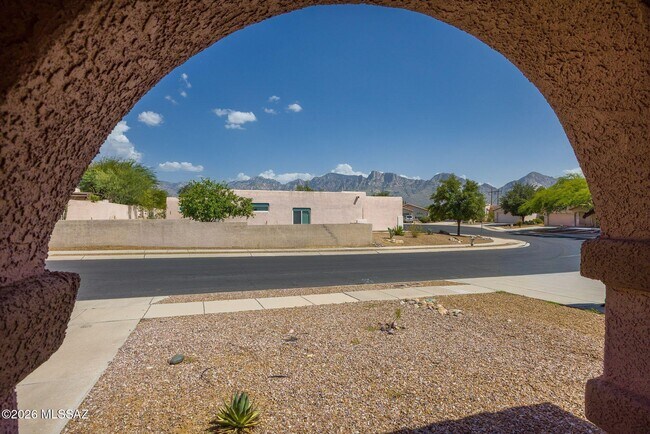 Building Photo - 12253 N Brightridge Dr