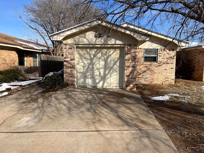 Building Photo - 7513 Avenue W