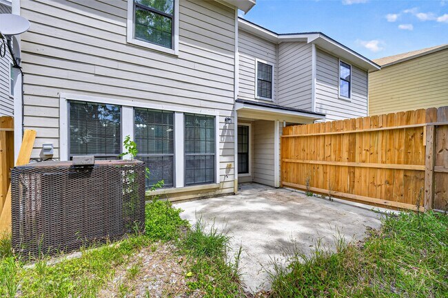 Building Photo - 4502 Mallow St