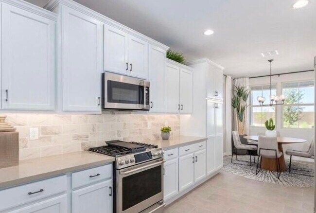 Building Photo - 17976 W Jones Ave