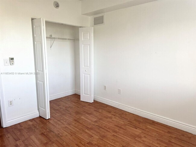 Building Photo - 11060 SW 196th St