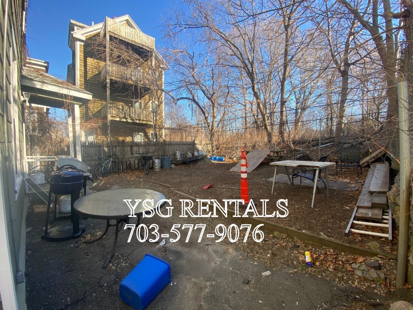 Building Photo - 38 Calumet St