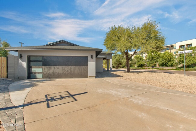 Building Photo - 4241 E Calle Tuberia