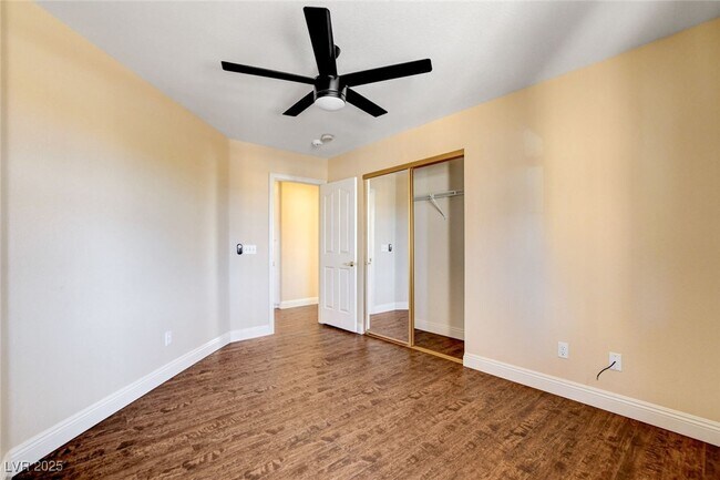 Building Photo - 2707 Mallard Landing Ave