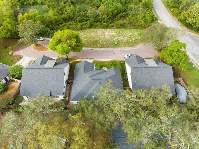 Building Photo - 518 Sibert Ave