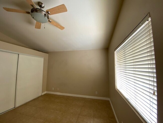 Building Photo - 3736 Smoking Gun Ct