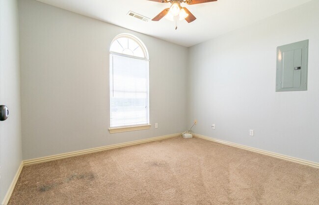 Building Photo - 1032 Morgan Haley Ln