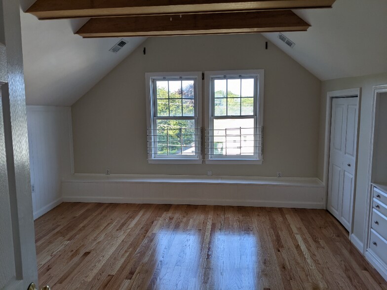 Building Photo - 57 Wachusett St