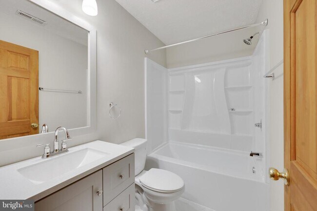 Building Photo - 318 Wicomico Rd