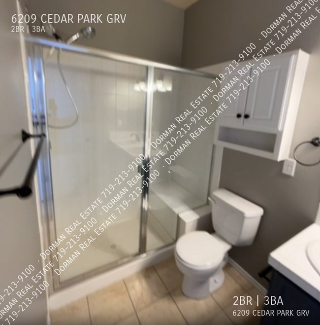 Building Photo - Townhome Mountain Views & AC