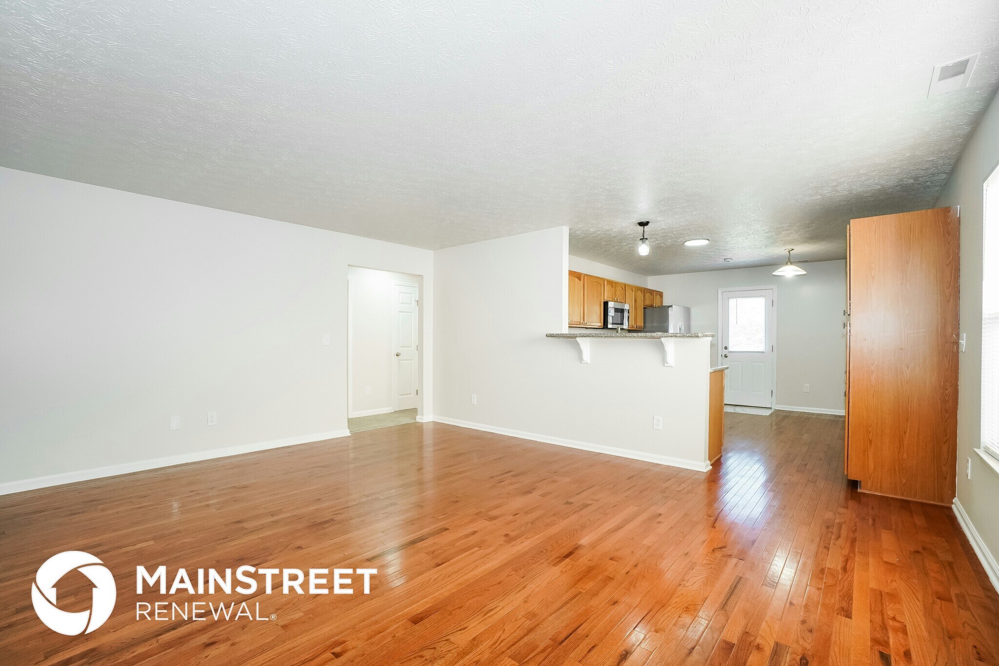 Building Photo - 3853 Sugarbark Dr