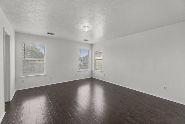 Building Photo - 2626 Skyview Cove Court