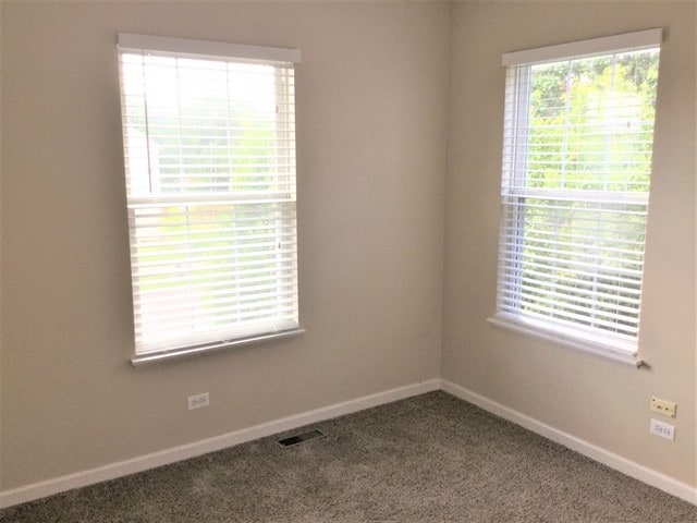 Building Photo - 994 Haywood Dr