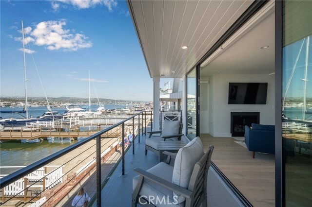 Building Photo - 413 Edgewater Pl