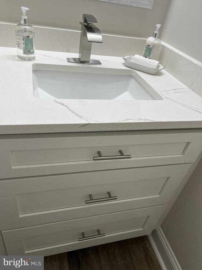 Building Photo - 2016 Headlands Cir