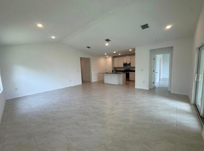 Building Photo - 3757 SW Port St Lucie Blvd