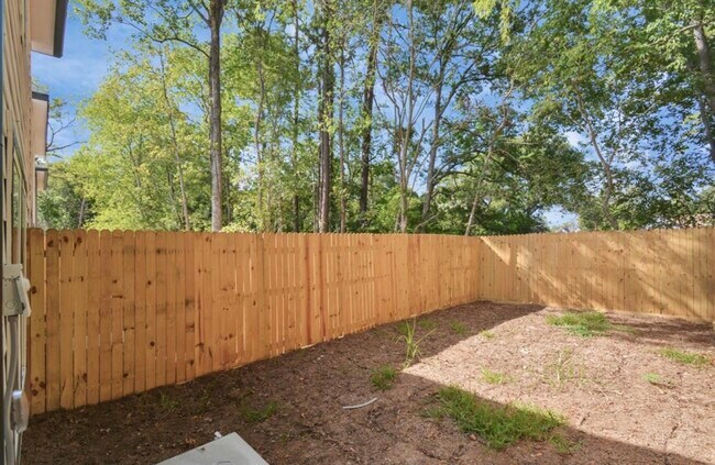 Building Photo - 5709 Breland St