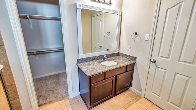 Building Photo - 1724 Don Alejandro