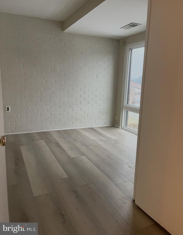 Building Photo - 10028 Stedwick Rd