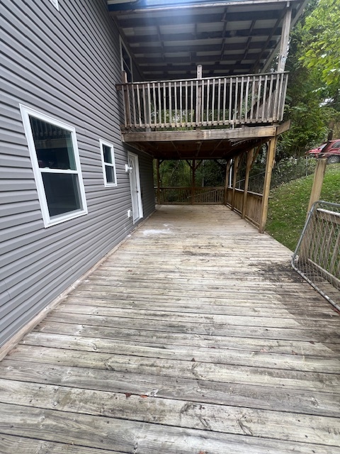 Back lower deck - 710 Mayflower Dr