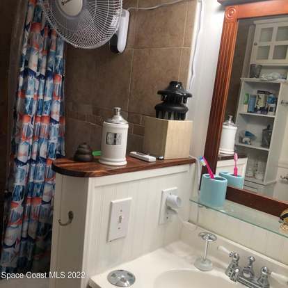 Building Photo - 3135 Shady Dell Ln